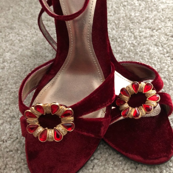 IMPO brand velvet sandals - Picture 4 of 6